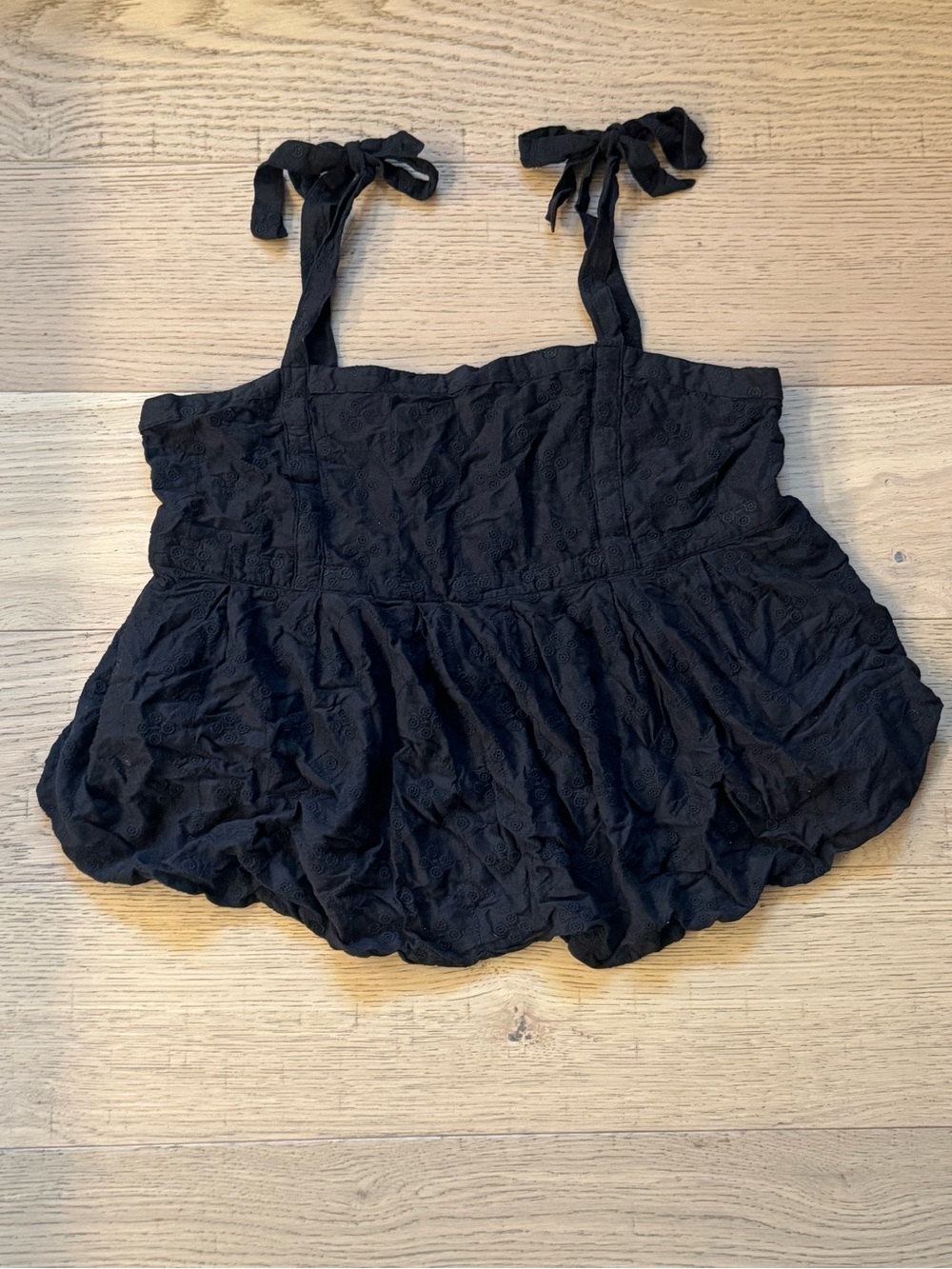 Old Navy Black Embroidered Tie Shoulder Babydoll Cami Top Size L